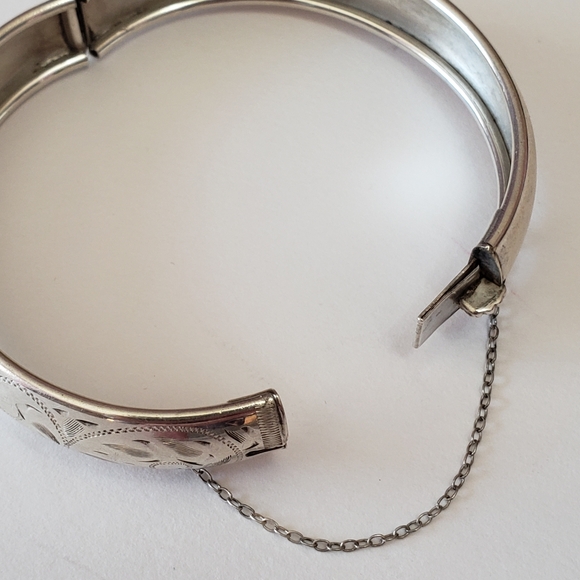 Vintage 1940s-'50s, Sterling silver floral etched bracelet. - Picture 9 of 12